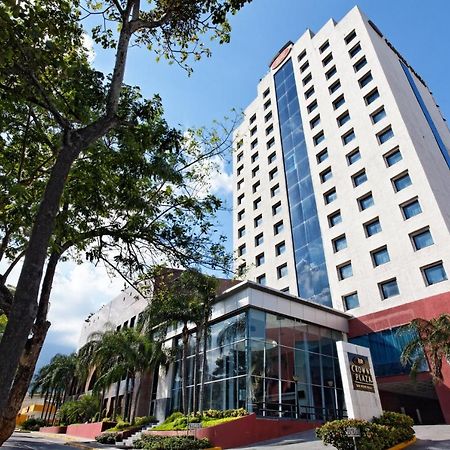 Hotel Crowne Plaza San Pedro Sula Exterior foto