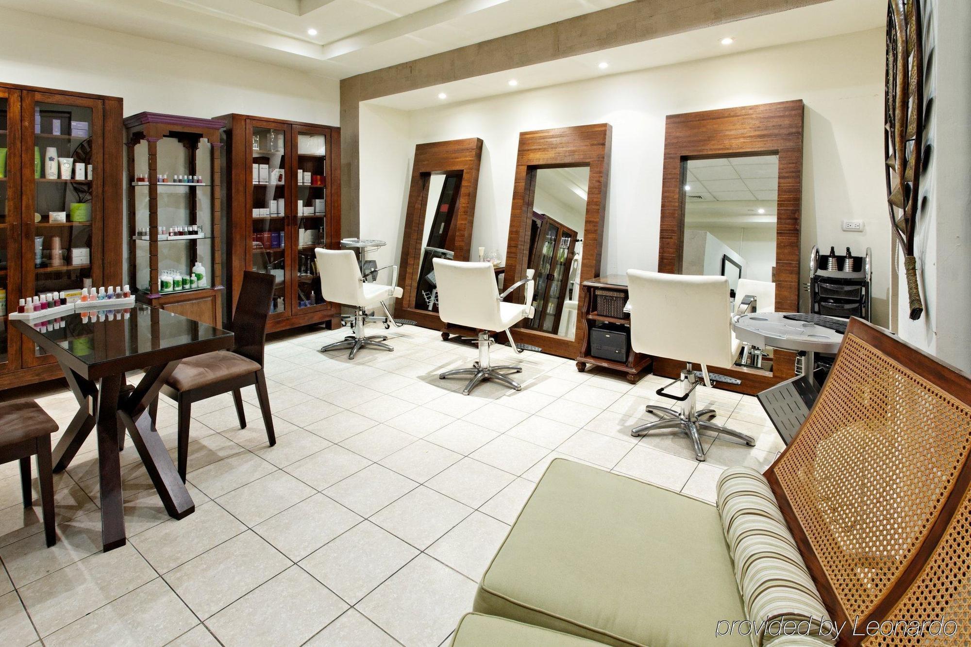 Hotel Crowne Plaza San Pedro Sula Facilidades foto